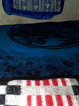 manuamador online show from October 7, 2025, 4:02 am