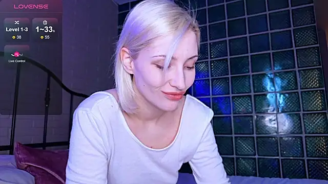 Snapshot of alexa_novak chatting on February 3, 2026, 10:31 am alexa novak online show from February 3, 2026, 10:31 am