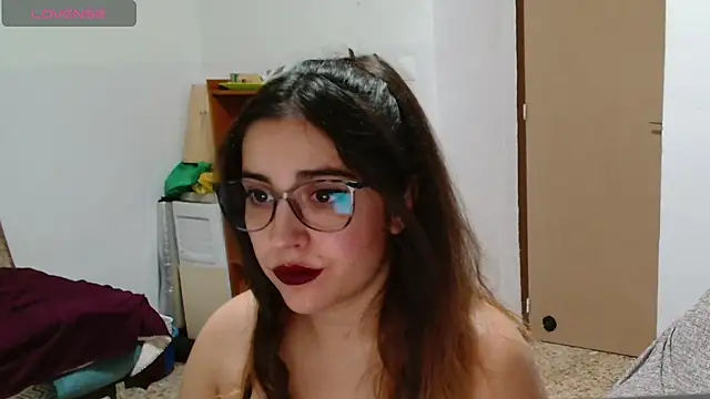 Ursumi1 online show from February 1, 2025, 4:32 pm