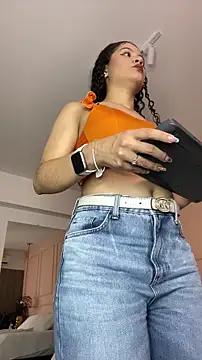 SHARONN     online show from March 3, 2026, 3:57 am