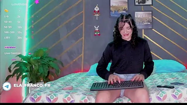 elafranco  online show from December 28, 2024, 11:05 pm