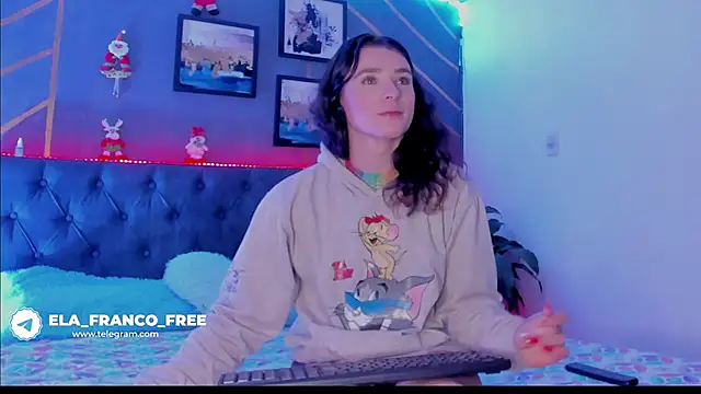 elafranco  online show from December 26, 2024, 10:26 am