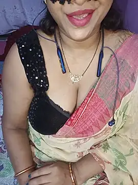 Sexy Mona Bhabhi online show from July 14, 2026, 6:25 pm
