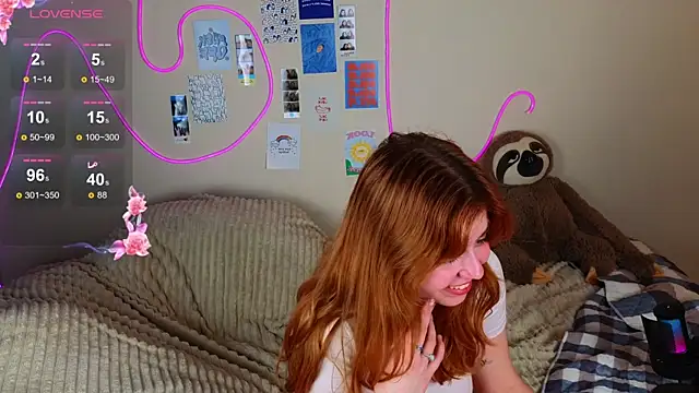 Snapshot of Penny_Staaar chatting on February 23, 2025, 7:38 pm Penny Staaar online show from February 23, 2025, 7:38 pm