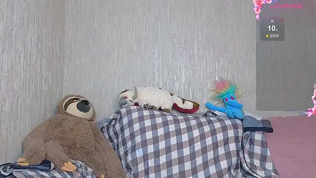 Penny Staaar online show from February 23, 2026, 5:41 am