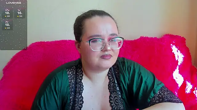 Jessica Joy online show from September 23, 2025, 7:37 am