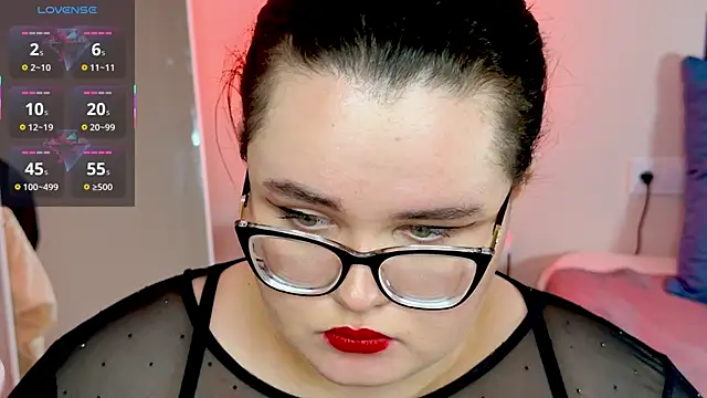 Jessica Joy online show from March 18, 2025, 5:12 am