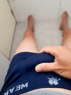 paubabando  online show from February 8, 2025, 10:29 am