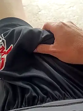 paubabando  online show from March 5, 2026, 12:13 pm