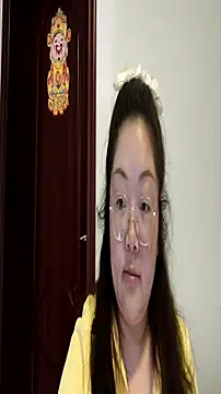 Weiwei5200 online show from November 22, 2025, 11:31 am