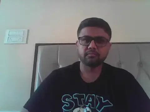 SexyyMotaLund57 online show from July 5, 2026, 6:20 am