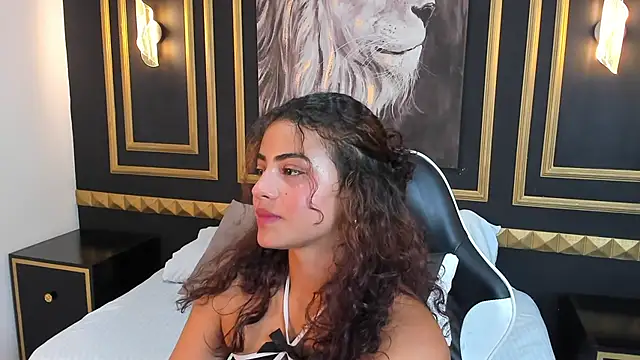 yaya23x online show from February 10, 2025, 7:07 pm