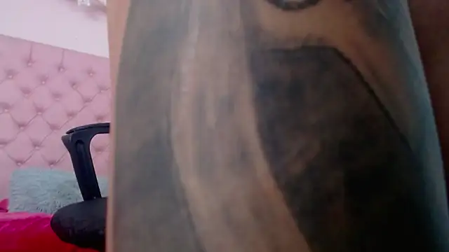 kim kittie online show from December 12, 2024, 10:42 pm