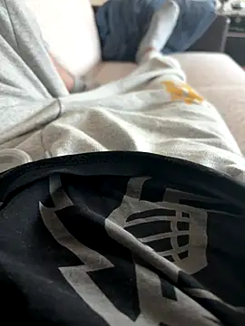 Snapshot of denizli18 chatting on November 9, 2025, 12:42 pm denizli18 online show from November 9, 2025, 12:42 pm