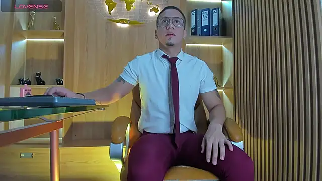 JoshMillerr  online show from September 28, 2025, 3:02 am