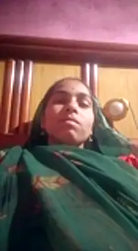 Snapshot of Cute__Mansi chatting on February 3, 2025, 2:24 pm Cute Mansi online show from February 3, 2025, 2:24 pm