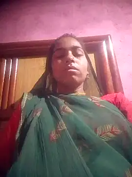 Snapshot of Cute__Mansi chatting on February 5, 2025, 1:04 am Cute Mansi online show from February 5, 2025, 1:04 am