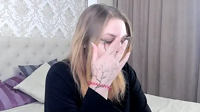 EngelCoombs online show from December 21, 2024, 6:00 pm