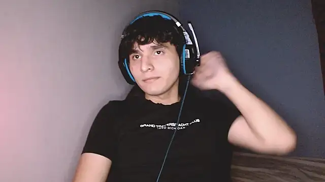 Charley quin online show from October 8, 2025, 3:19 am