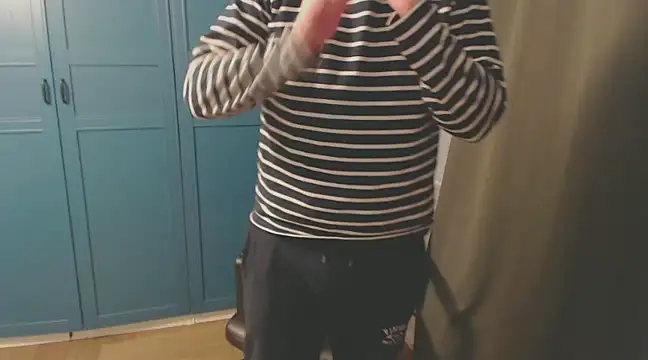 CuteMan33 online show from December 15, 2024, 11:20 pm