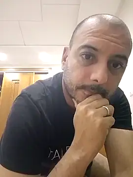 arabian82 online show from December 8, 2024, 4:22 am