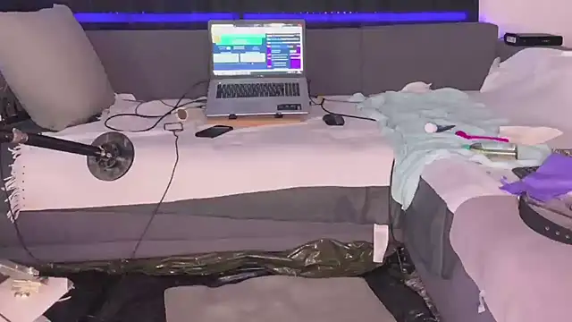 Nebenangeil online show from January 31, 2025, 2:04 am