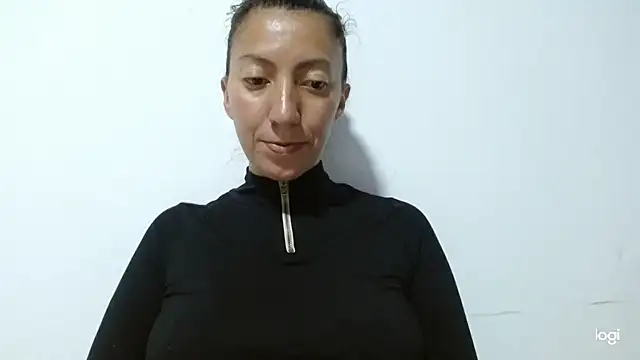 kaybabyhot online show from November 12, 2025, 9:18 pm