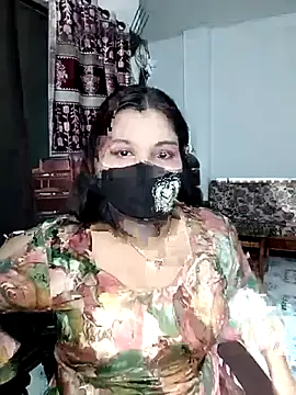 Hot-Angel  online show from April 9, 2026, 4:02 pm