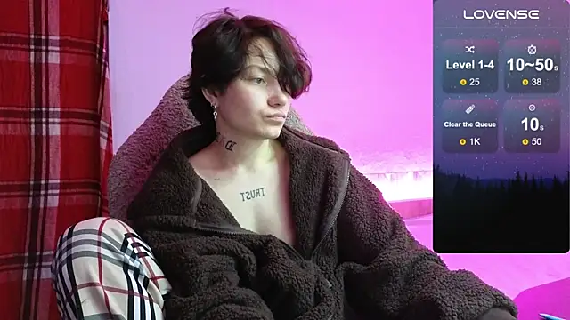 esajukyy online show from September 20, 2025, 11:37 am