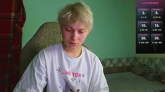 esajukyy online show from December 30, 2024, 9:59 am