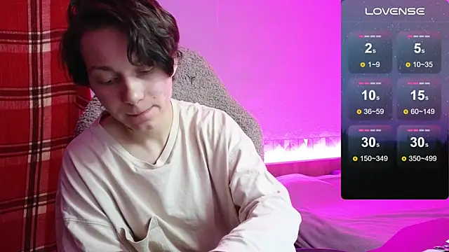 esajukyy online show from October 11, 2025, 2:18 pm