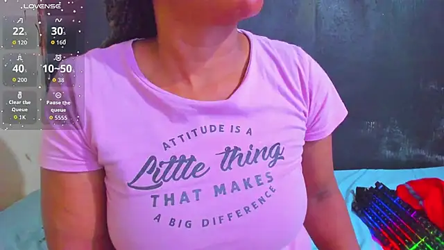 KamariaFyre online show from October 11, 2025, 10:11 pm