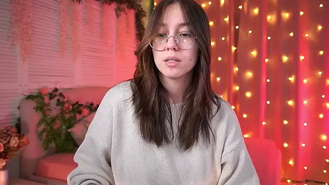 AmeliaMead online show from March 15, 2025, 5:19 am