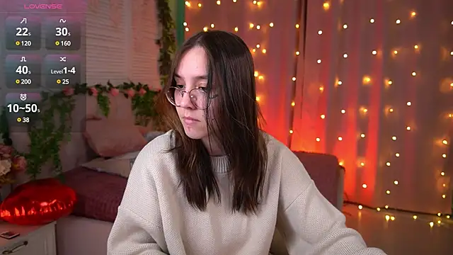 AmeliaMead online show from February 18, 2025, 12:17 pm