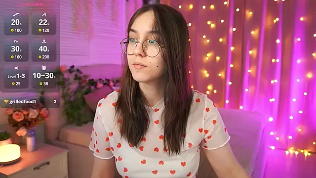 AmeliaMead online show from March 10, 2025, 5:33 am