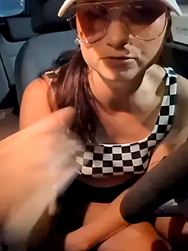 Samira-Summer online show from September 8, 2025, 7:46 pm