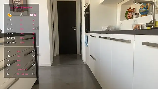 Samira-Summer online show from February 25, 2025, 2:15 pm