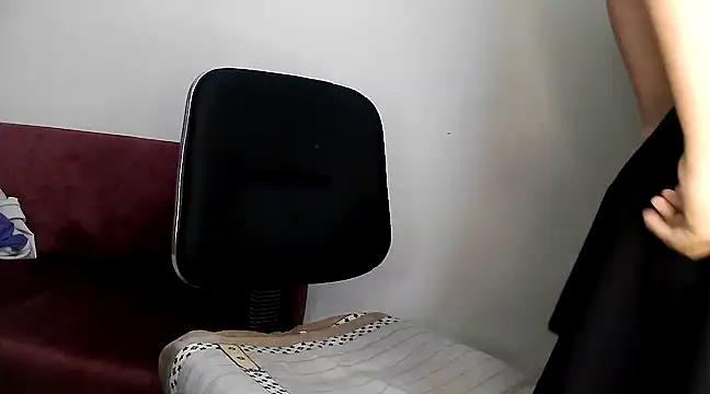 Olivia3 online show from March 22, 2025, 9:42 pm