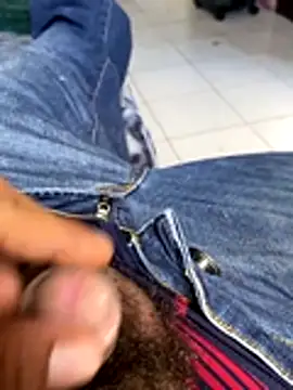 Deste223 online show from October 17, 2025, 8:54 pm