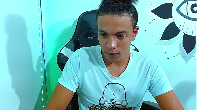 Black Diamon  online show from January 28, 2025, 7:43 am