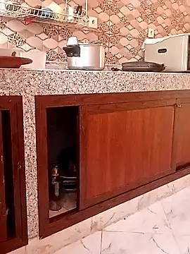 ShadiaStar online show from October 6, 2025, 3:02 pm