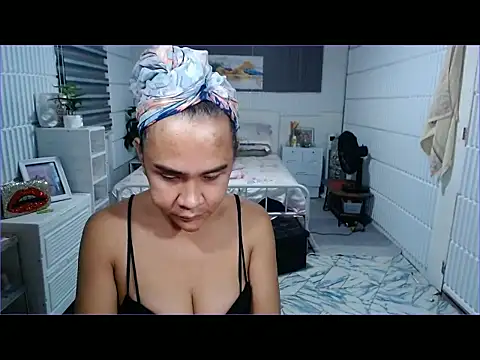 MS SexCumEducation TS online show from November 24, 2025, 4:29 pm