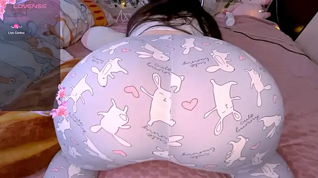 Snapshot of alex_dreams chatting on February 1, 2026, 11:41 am alex dreams online show from February 1, 2026, 11:41 am