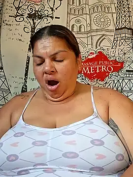 Snapshot of chubby_sexy_big_tits chatting on October 29, 2025, 11:42 am chubby sexy big tits online show from October 29, 2025, 11:42 am