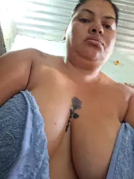 Snapshot of chubby_sexy_big_tits chatting on November 23, 2025, 12:48 pm chubby sexy big tits online show from November 23, 2025, 12:48 pm