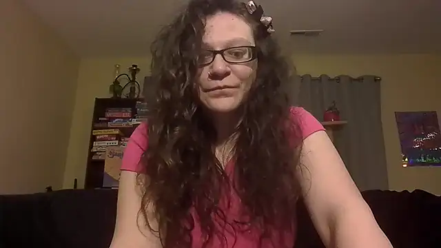 kitwithclaws420 online show from December 28, 2024, 11:26 pm