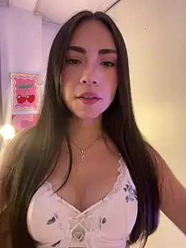 Melody 04 online show from April 18, 2026, 3:09 am