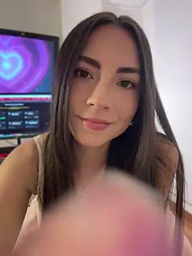 Snapshot of Melody_04 chatting on July 11, 2026, 2:34 am Melody 04 online show from July 11, 2026, 2:34 am