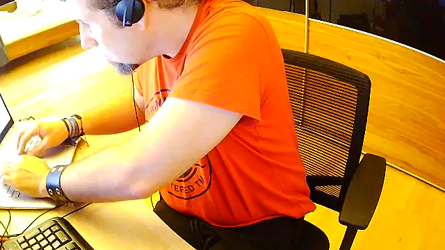 Snapshot of GeilerTiroler chatting on September 9, 2025, 11:30 am GeilerTiroler online show from September 9, 2025, 11:30 am