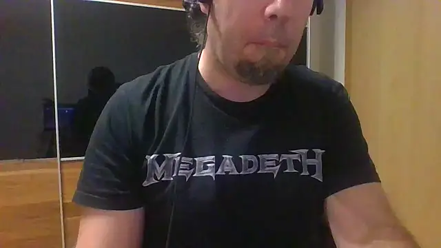 Snapshot of GeilerTiroler chatting on December 10, 2024, 3:12 pm GeilerTiroler online show from December 10, 2024, 3:12 pm